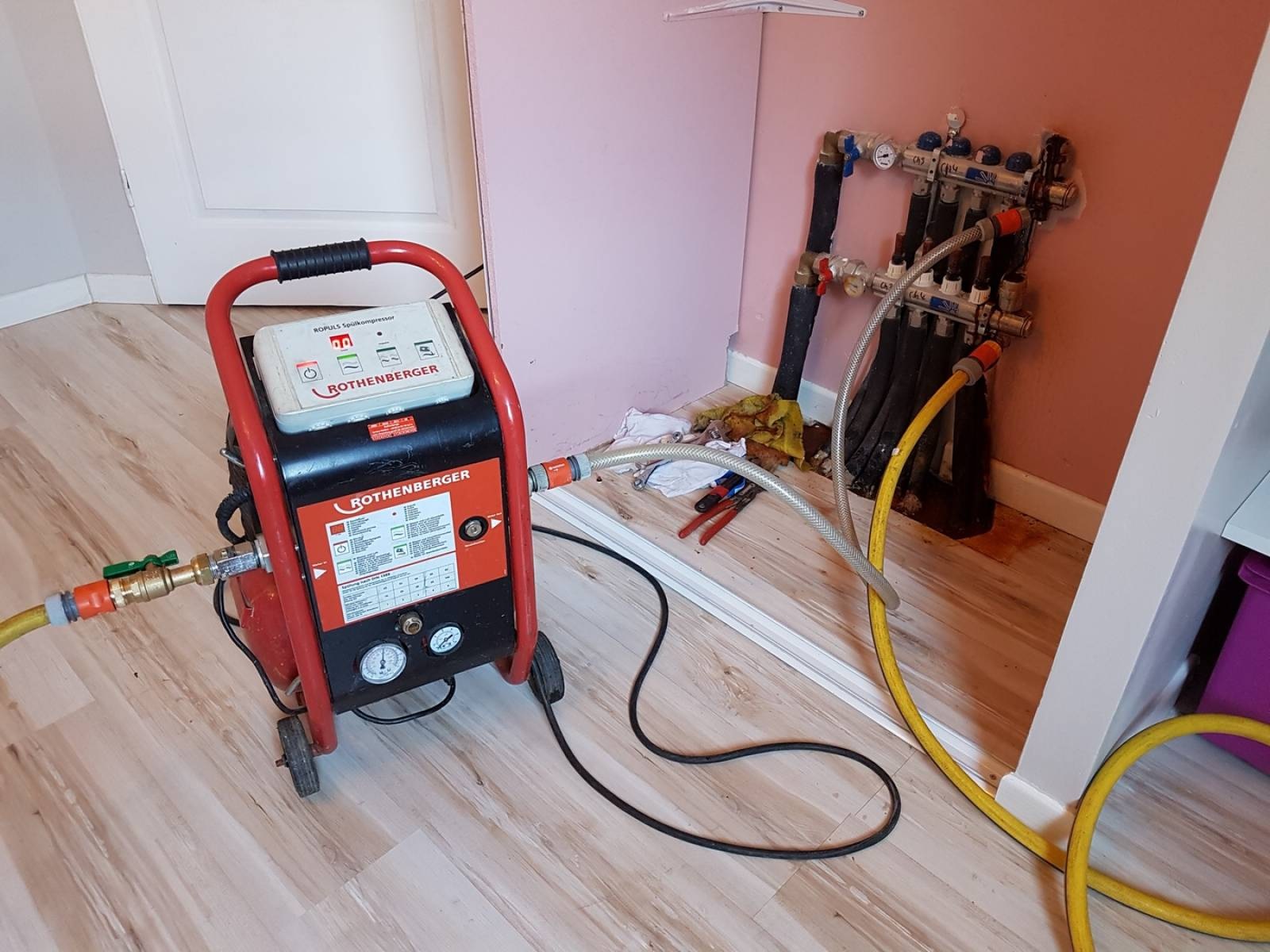 Necip Fazıl Vaillant Hermetik Şofben Kombi Bakımı